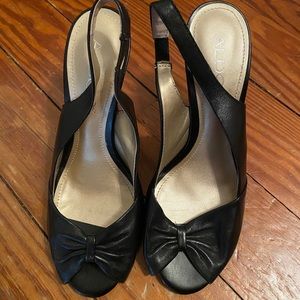Aldo bow tie high heel